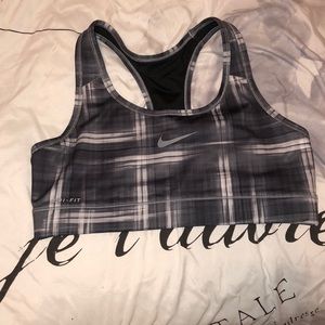 Nike sports bra medium plaid